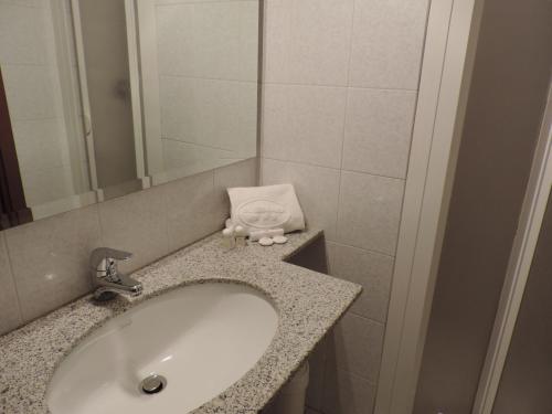 Bathroom, Hotel Gama in Melzo
