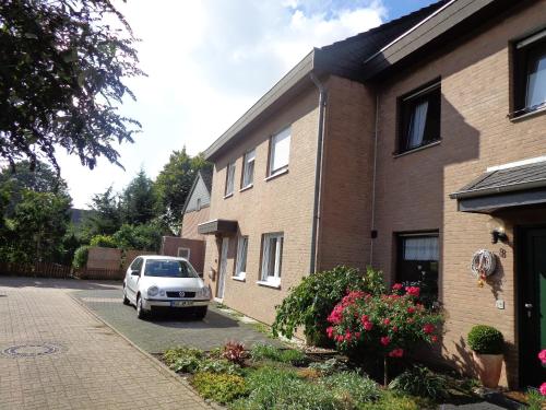 ทางเข้า, Exclusive Apartment - Rees in รีส์