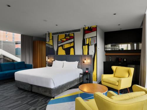 room detail thumbnail 0