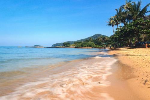Sea Flower Resort in Koh Chang