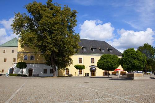 . Hotel Zámek Velká Bystřice