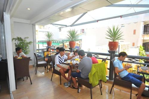 AMITY HOTEL – Nha Trang, MO