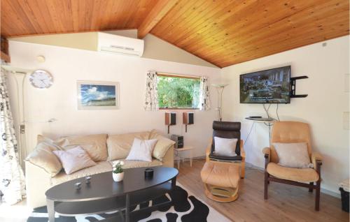 Holiday Home Skovlindvej Væggerløse Xi in Vaeggerlose