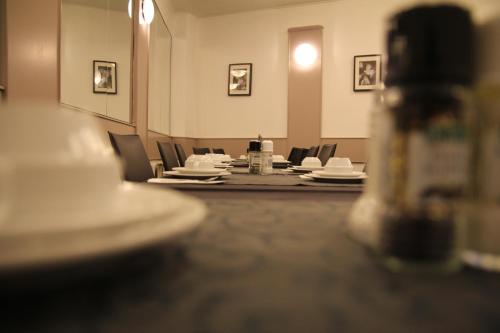 Carlton Hotel - image 4