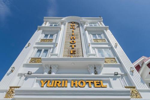 Yurii Hotel, Ấp Bình Hưng