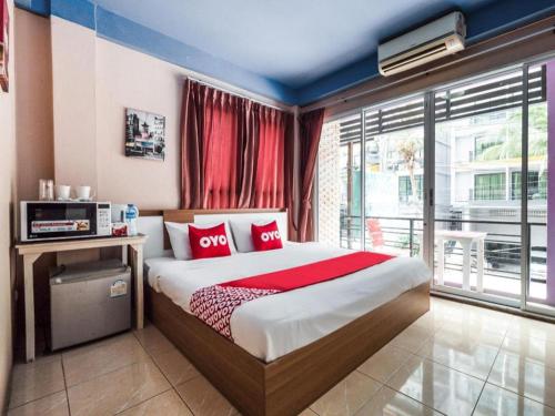 OYO 826 Cozy Rooms