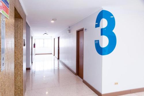 Merlin Hotel, Su-ngai Ko Lok