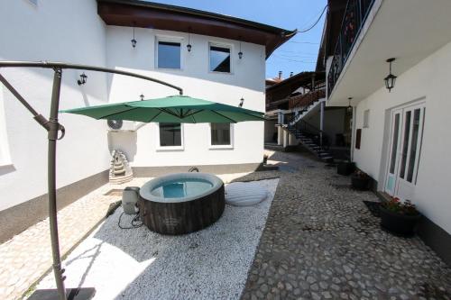 Apartments Villa Begić - image 2