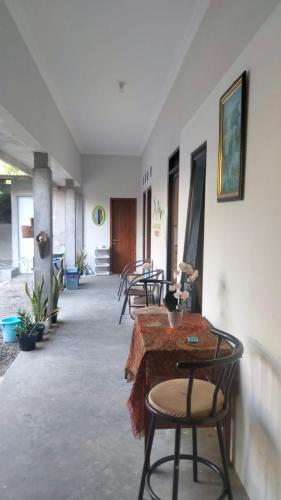 Balcony/terrace, Homestay Rumah Bahagia Cepor near Ganjuran Church