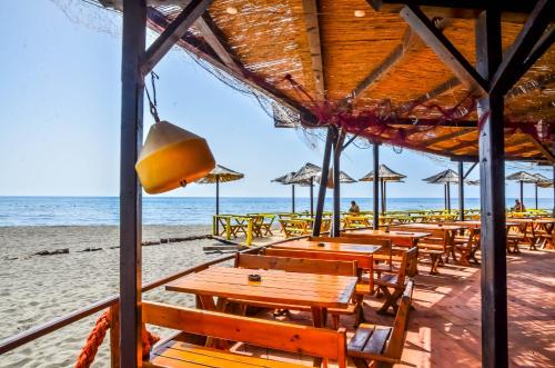 Food and beverages, FKK Ada Bojana in Ulcinj