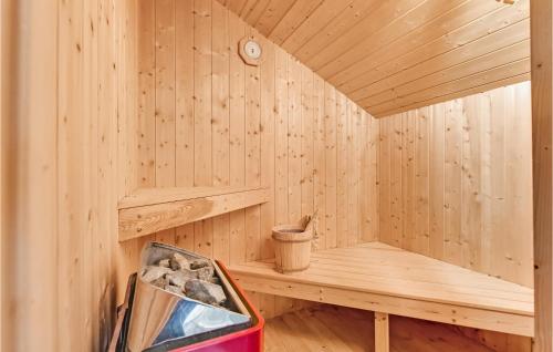 Bathroom, Cozy Home In Hadsund With Sauna in Hadsund