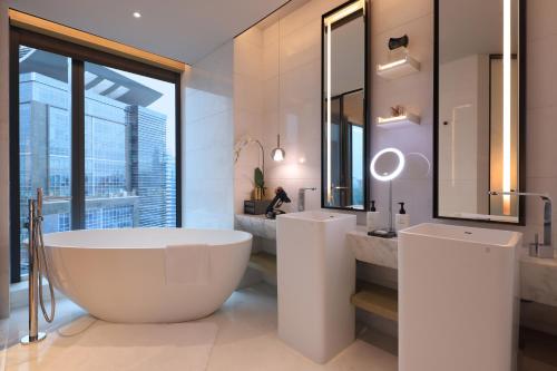 571133893 InterContinental Beijing Sanlitun by IHG