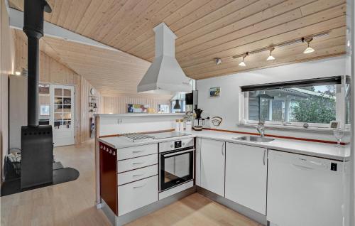 Kitchen, Holiday Home Kaninstien Væggerløse V Denmark in Idestrup