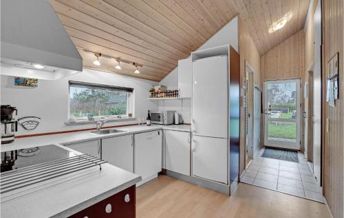 Kitchen, Holiday Home Kaninstien Væggerløse V Denmark in Idestrup