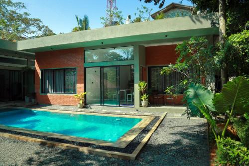 Jack & Rose - Hiriketiya Haven Garden Properties - image 2