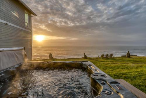 Pelicans Landing – Depoe Bay, OR