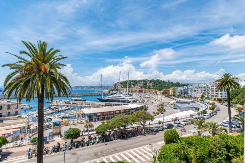 Surrounding environment, Port, Nice, appartement, vue mer near Parc forestier du Mont-Boron