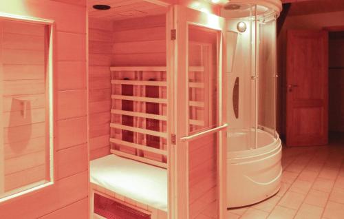 Holiday Home Ucimont with Sauna V - image 12