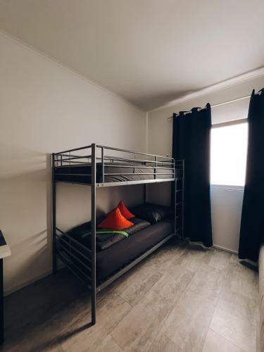 Ferienwohnung, Monteur-Appartment R11 (Neuwertiges Apartment mit schnellem WLAN, Glasfaser, Kostenlose Privatparkplatz auch fur Transporter) in 內卡河畔弗萊貝爾格