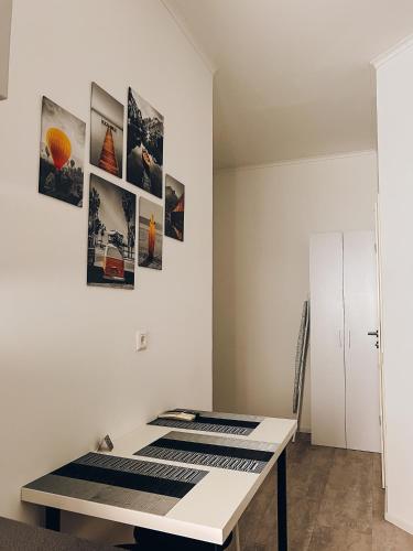 廚房, Ferienwohnung, Monteur-Appartment R8 (Neuwertiges Apartment mit schnellem WLAN, Netflix, Glasfaser, Kostenlose Privatparkplatz auch fur Tr) in 內卡河畔弗萊貝爾格