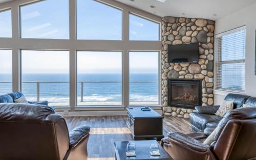 Pacific Breeze image