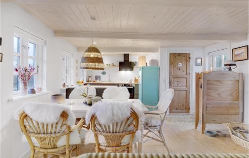 Konyha, 1 Bedroom Nice Home In Humble in Tryggelev