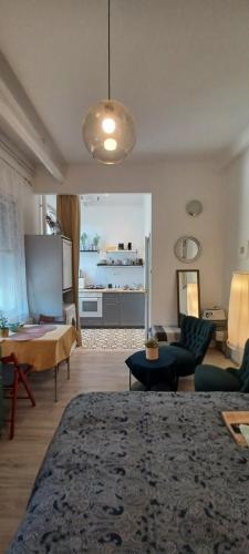 Virág apartment, Budapest