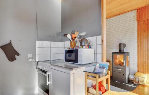 مطبخ, Three-Bedroom Holiday Home In Oksbol in Vejers Strand