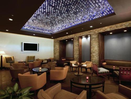 Sheraton Phoenix Crescent - image 14