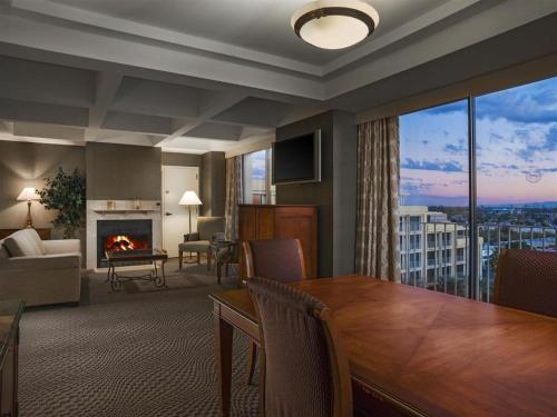 Sheraton Crescent Hotel – Phoenix, 