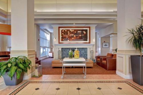 Hilton Garden Inn Oshkosh – Oshkosh, WI