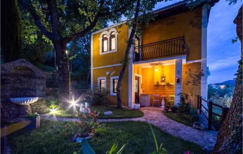 Viesnīcas āriene, Beautiful Home In Srinjine in Srinjine