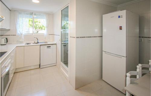 Beautiful apartment in El Campello w/ Outdoor swimming pool WiFi and Outdoor swimming pool - image 4