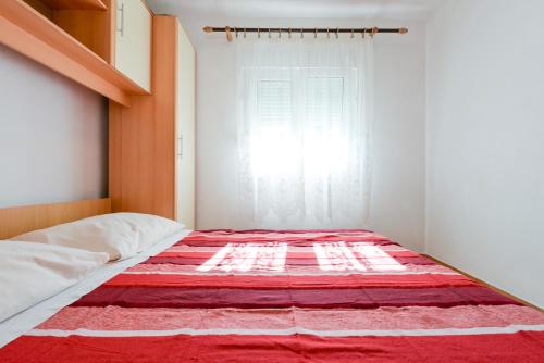 2 bedrooms, 2 beds