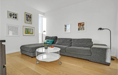  2 Bedroom Lovely Apartment In Nimtofte in Nimtofte