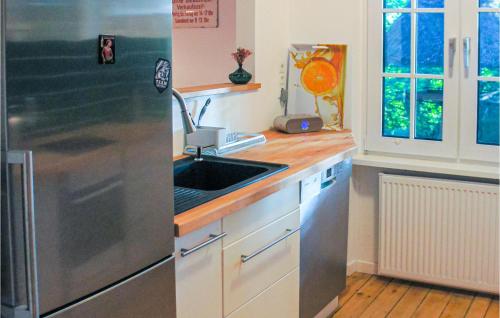 Konyha, Cozy Home In Wingst With Sauna in Wingst