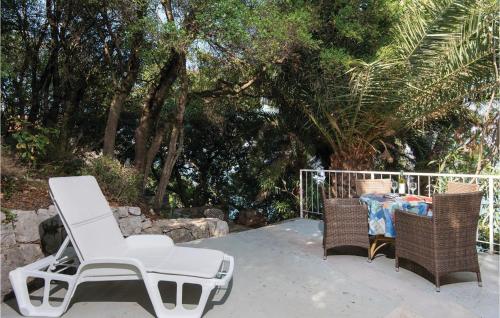 Rõdu/terrass, Pet Friendly Apartment In Trpanj in Trpanj