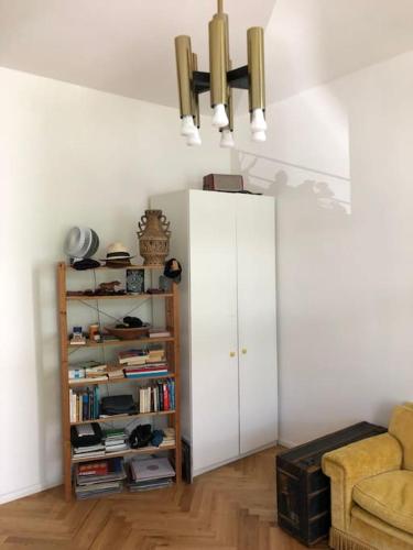 Berliner Altbaubauwohnung in Mitte, Berlin (Foto 8)