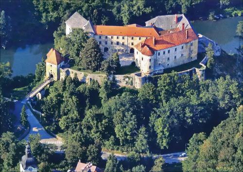 Holiday house Vuketich Hills - Welcome drink, free parking, Wi-fi in Reštovo