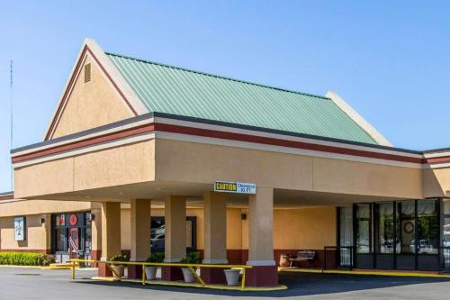 . Quality Inn Duncan HWY 81