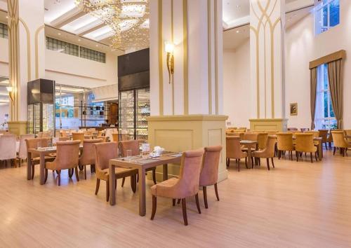 Tan Son Nhat Hotel – Ho Chi Minh City