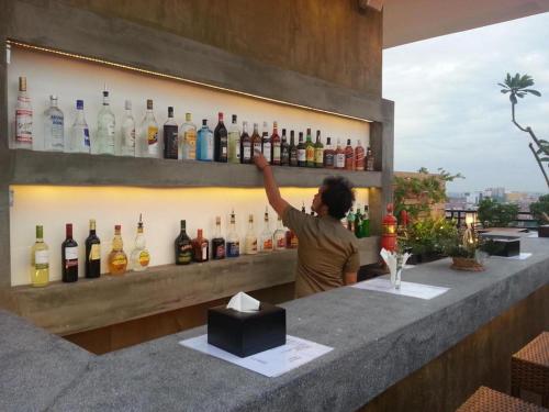 Kolab Sor Phnom Penh Hotel - image 4