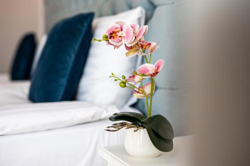 Venis Boutique Hotel - image 5