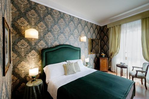 Hotel Palazzo dal Borgo - image 7
