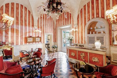 Hotel Palazzo dal Borgo - image 13