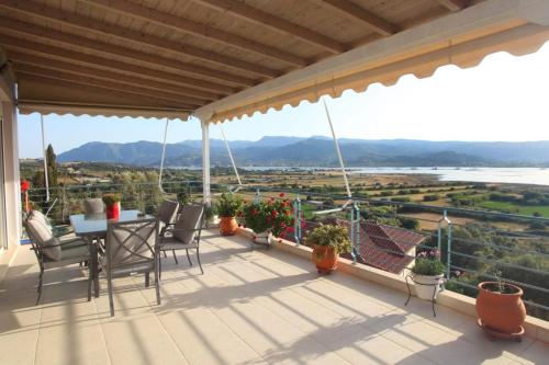 Aris Apartment gîte à louer Plagiá