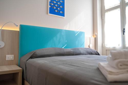 Double Room image 5