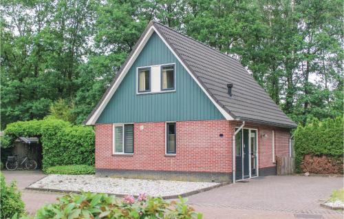 Three-Bedroom Holiday Home in Winterswijk - image 2
