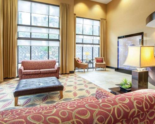 Comfort Suites – Rome, GA