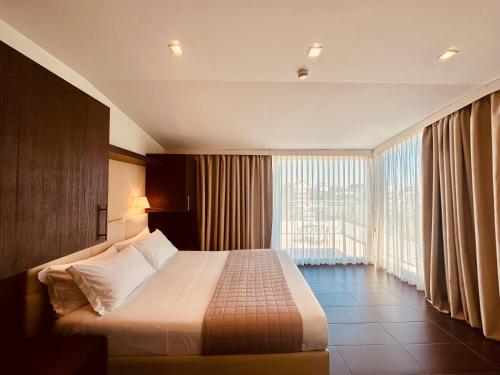 Deluxe Junior Suite